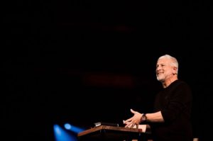 Passion Founder Louie Giglio speaks at Passion 2017. Photo Credit: Mary Caroline Russell